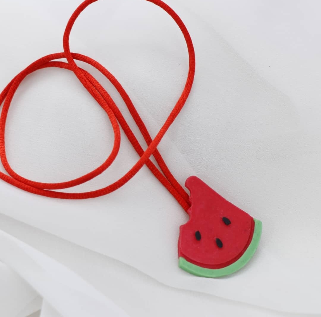 گردنبند هندوانه ای مناسب شب یلدا ۷۲۱۱۱