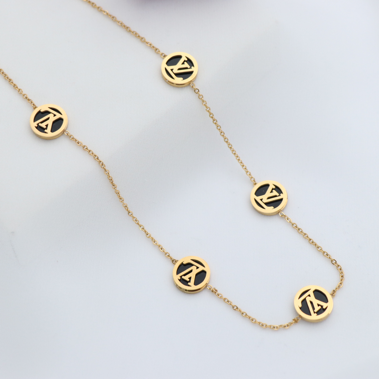 گردنبند زنانه لویی ویتون ۷۳۹۹۵