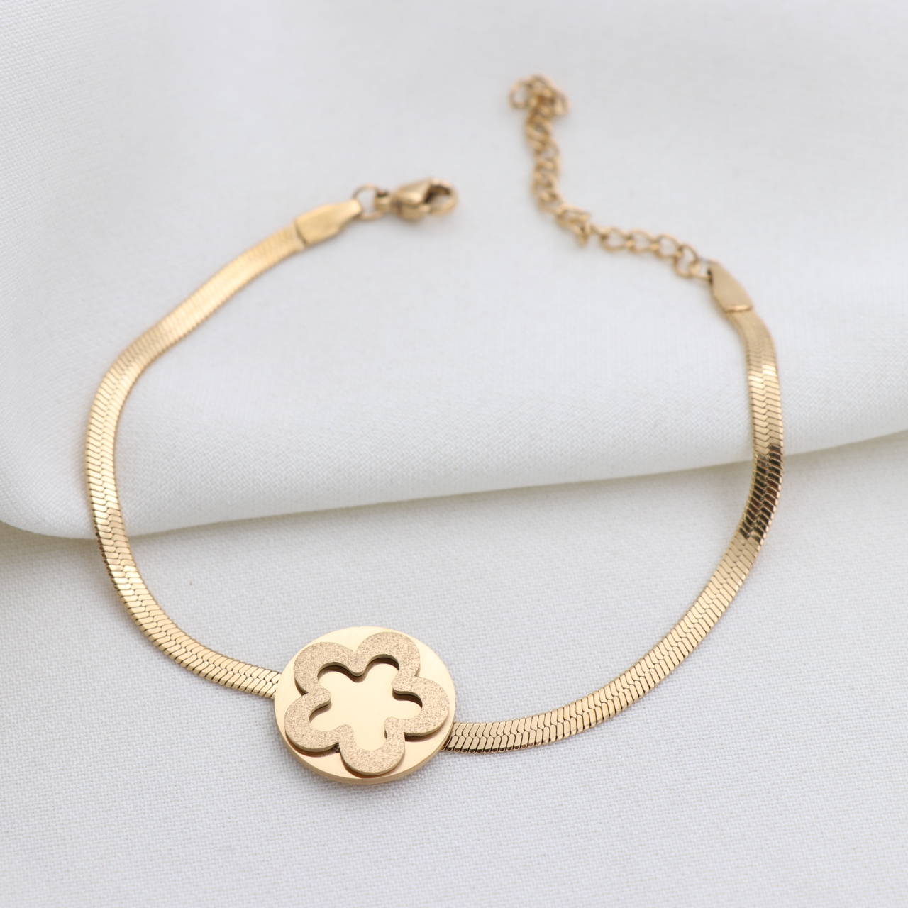 دستبند ماری طلایی زنانه وسط پلاک شاین  ۷۲۹۶۵